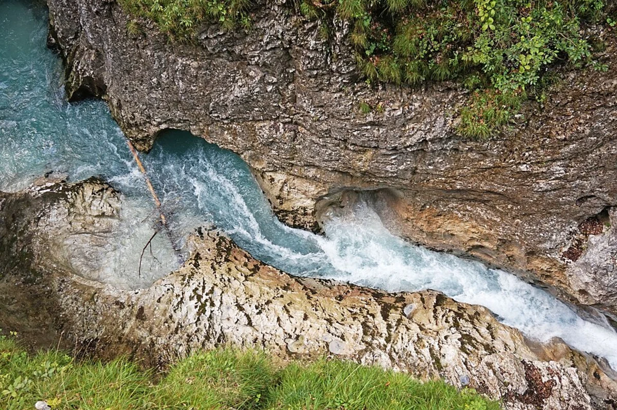Am Gletscherschliff and Leutaschklamm Wasserfall Loop - Mittenwald