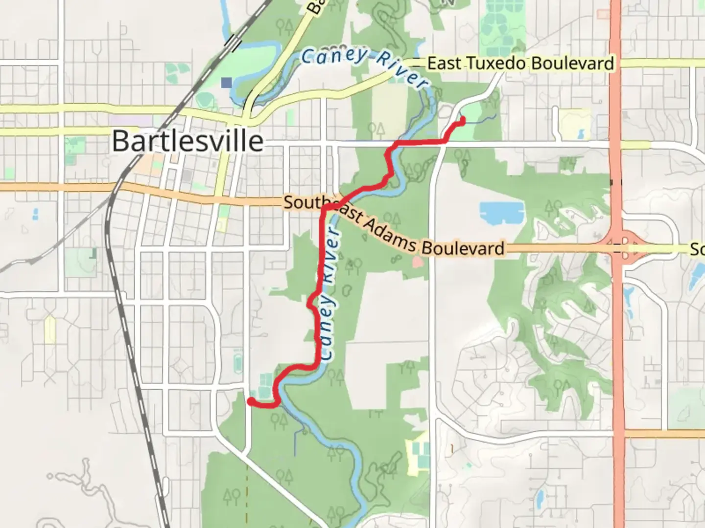 An image depicting the trail Walk to Robinwood Park and its surrounding area.