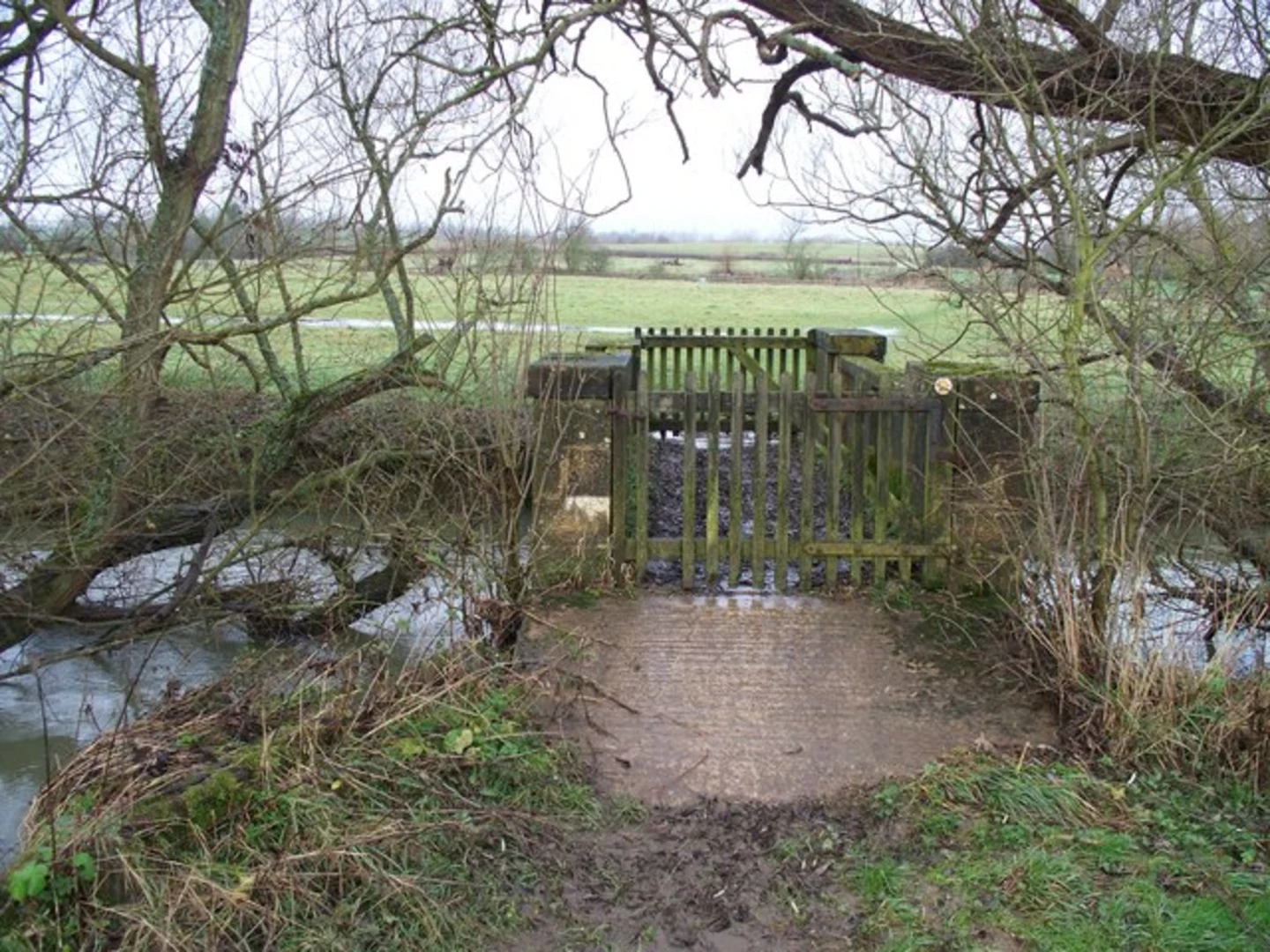 An image depicting the trail The Hanson Track in Shipston-on-Stour and its surrounding area.