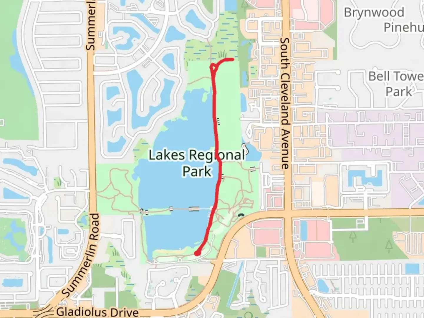 An image depicting the trail Lakes Regional Park Walk and its surrounding area.