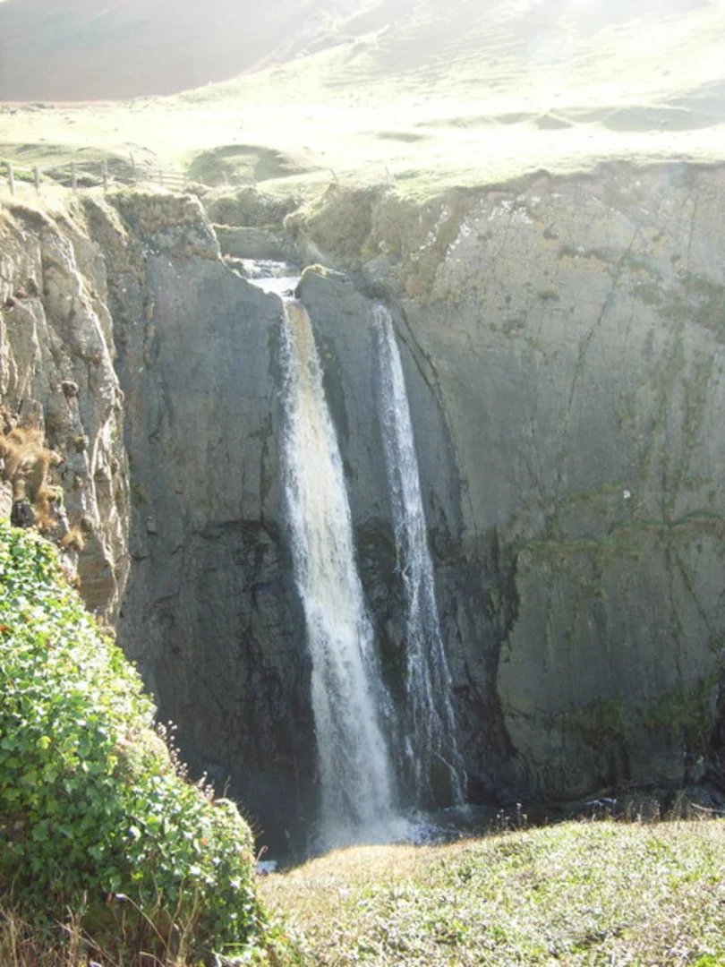 An image depicting the trail Blackchurch Rock, Speke's Mill Mouth Waterfall, Marsland Cliff and Hawker's Hut Walk and its surrounding area.