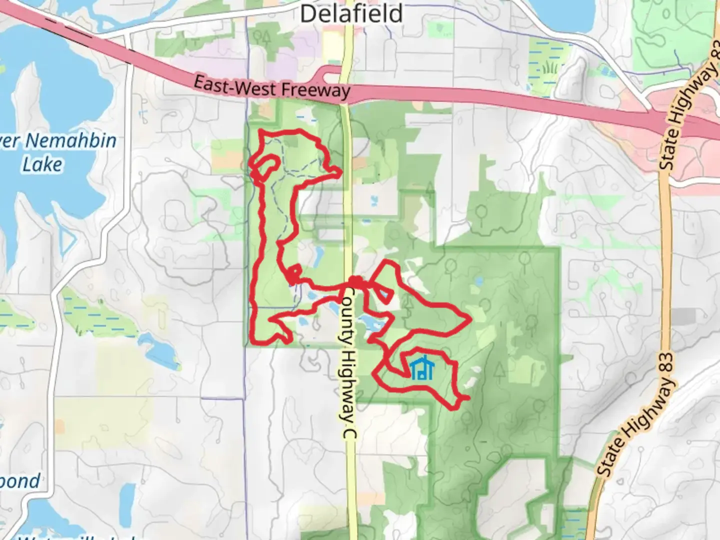 An image depicting the trail Moraine Ridge Trail and Prairie Path Loop and its surrounding area.