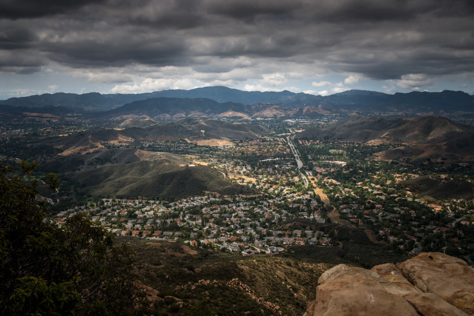 An image depicting the trail China Flat Loop Trail and its surrounding area.