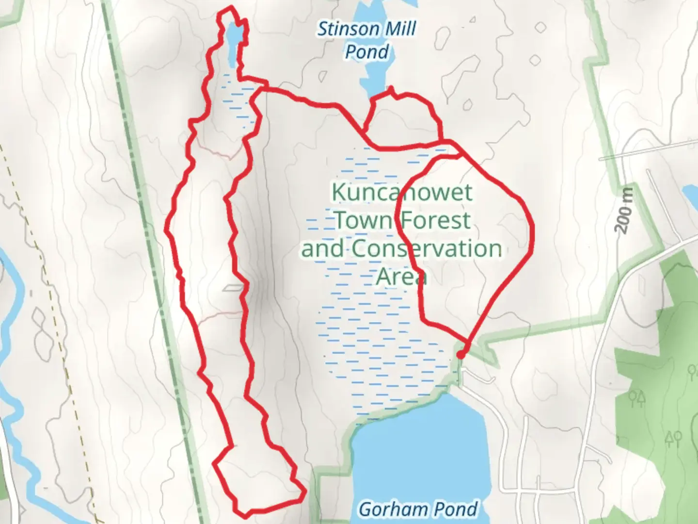 An image depicting the trail Kuncanowet Town Forest Loop Trail and its surrounding area.