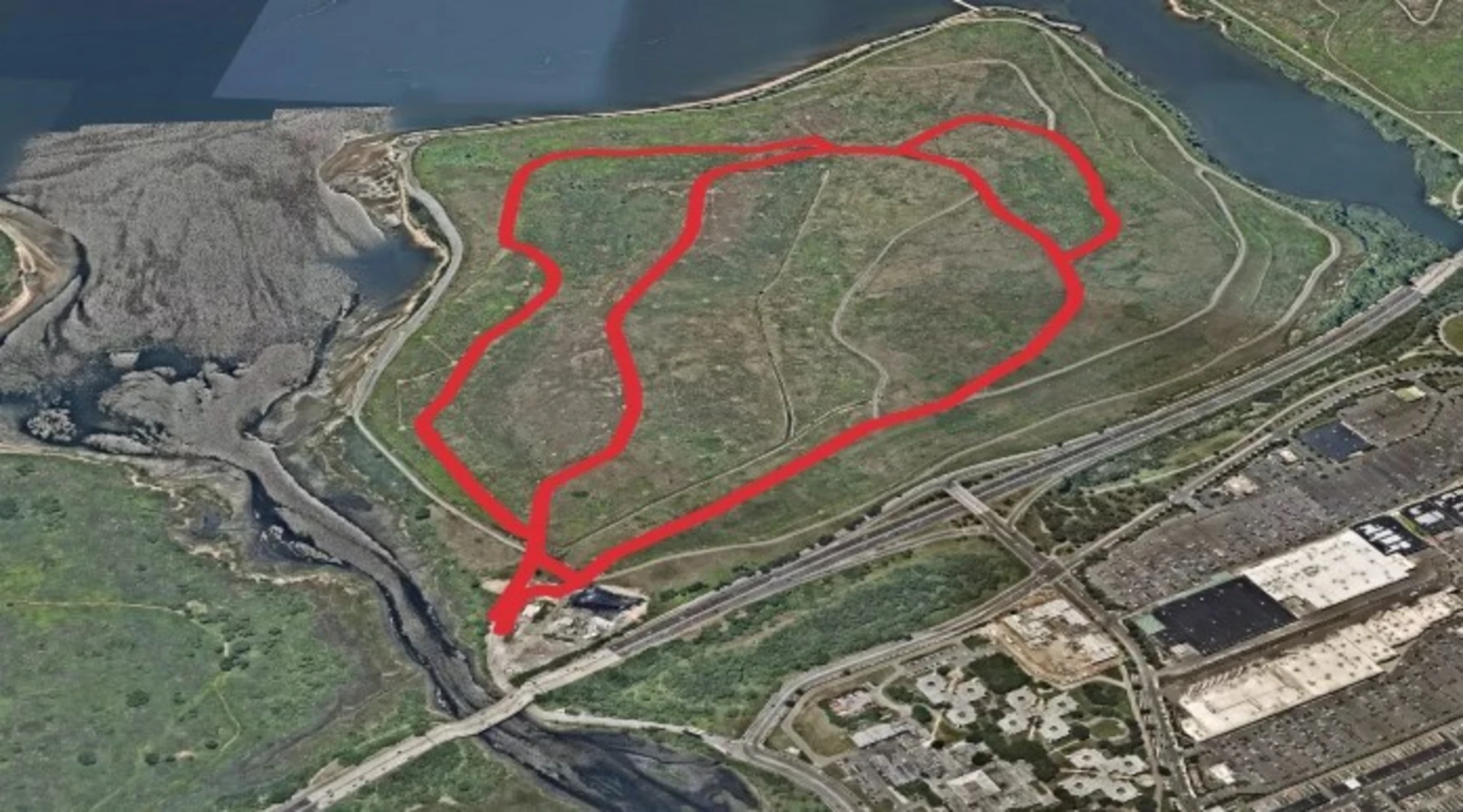 An image depicting the trail Great Blue Heron and Gull Trail Loop and its surrounding area.