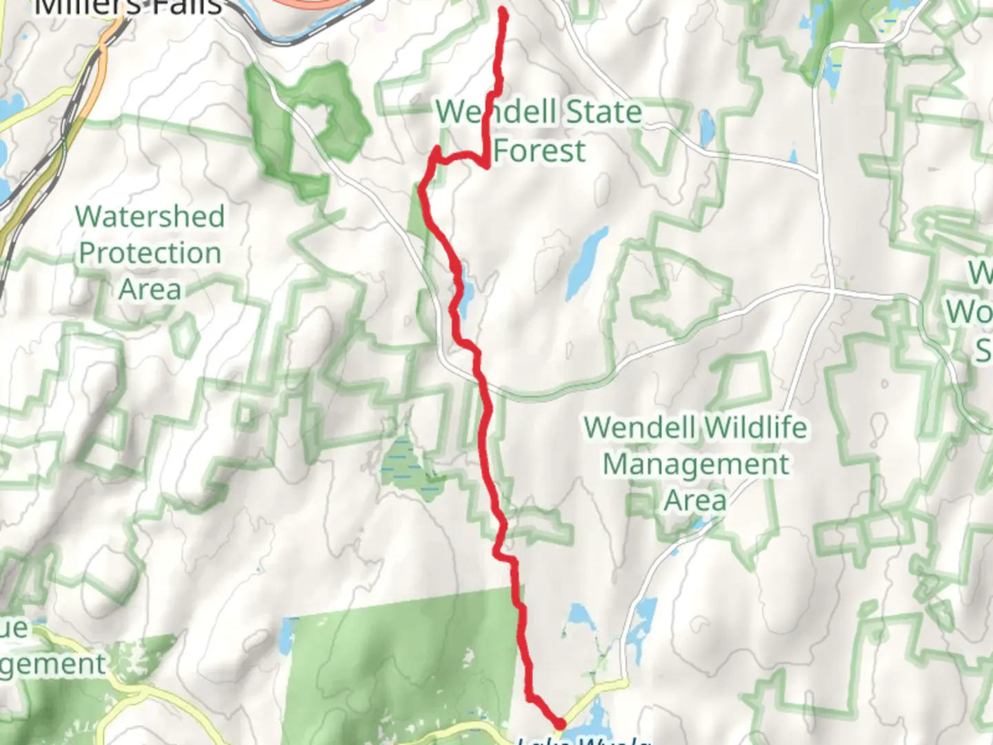 An image depicting the trail Ruggles Pond via Metacomet - Monadnock Trail and its surrounding area.