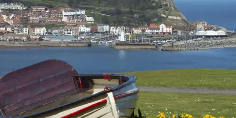 An image depicting the trail White Rose Way and its surrounding area.