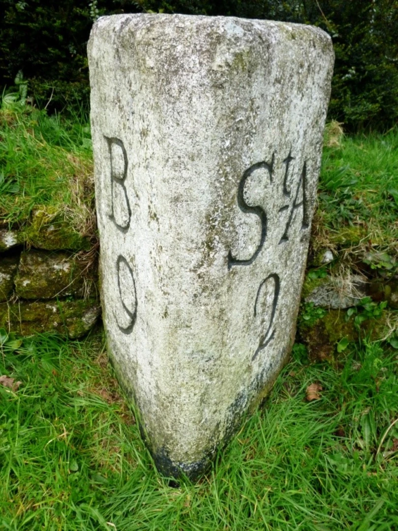 An image depicting the trail Millennium Milepost Drummer's Hill via Wheal Martyn Trail and its surrounding area.