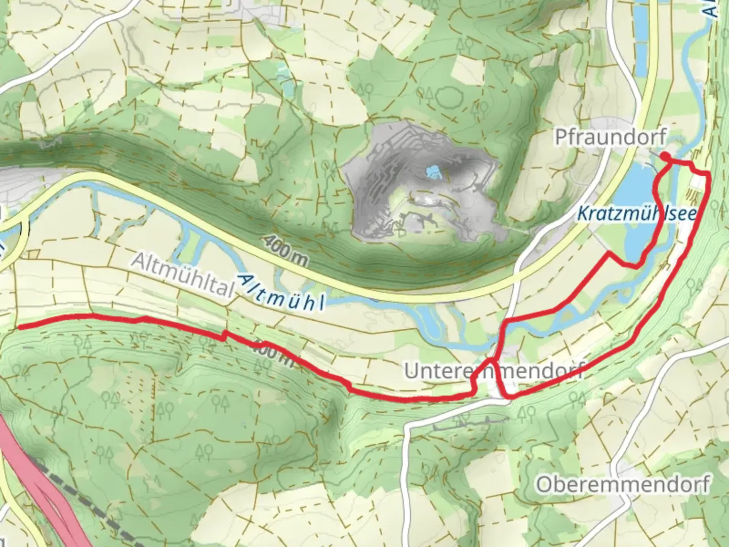 An image depicting the trail Kratzmühlesee via Kindinger Burgenweg and its surrounding area.