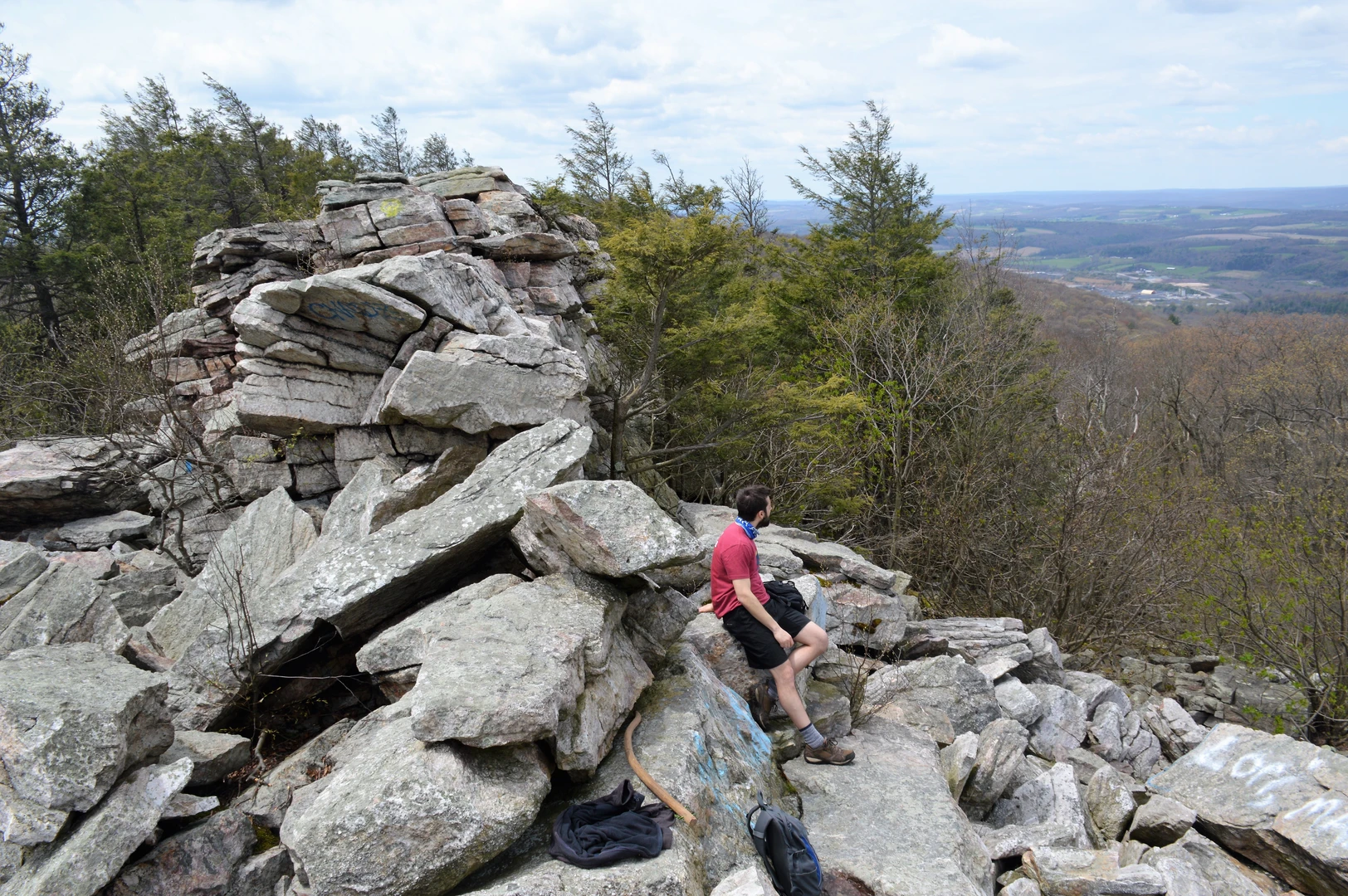 An image depicting the trail Bears Rocks via Appalachian Trail and its surrounding area.