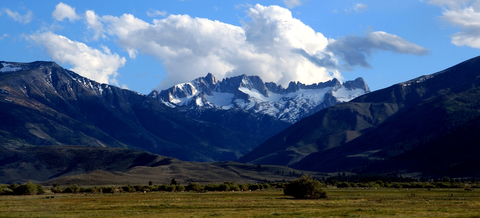 An image depicting the trail Ward Lake and Horseshoe Lake via Kidd Creek Trail and its surrounding area.