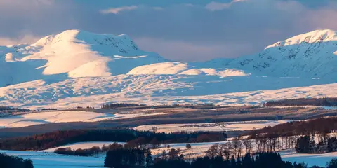 An image depicting the trail Ben Vorlich from Loch Earn and its surrounding area.