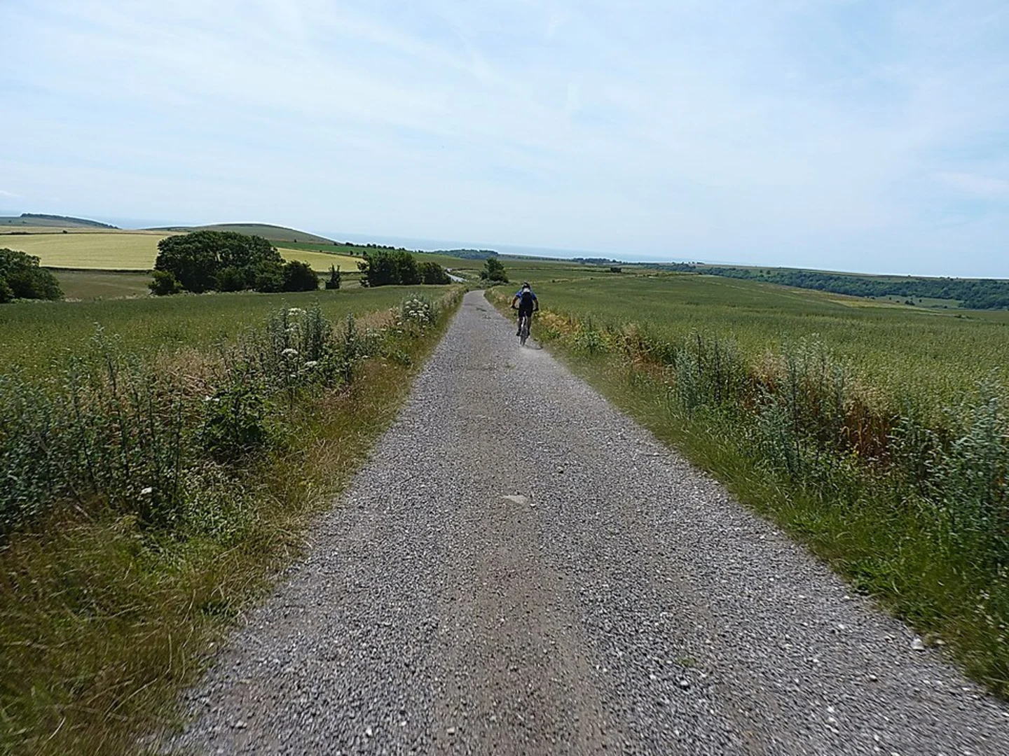 An image depicting the trail Cross Dyke and Steyning and its surrounding area.