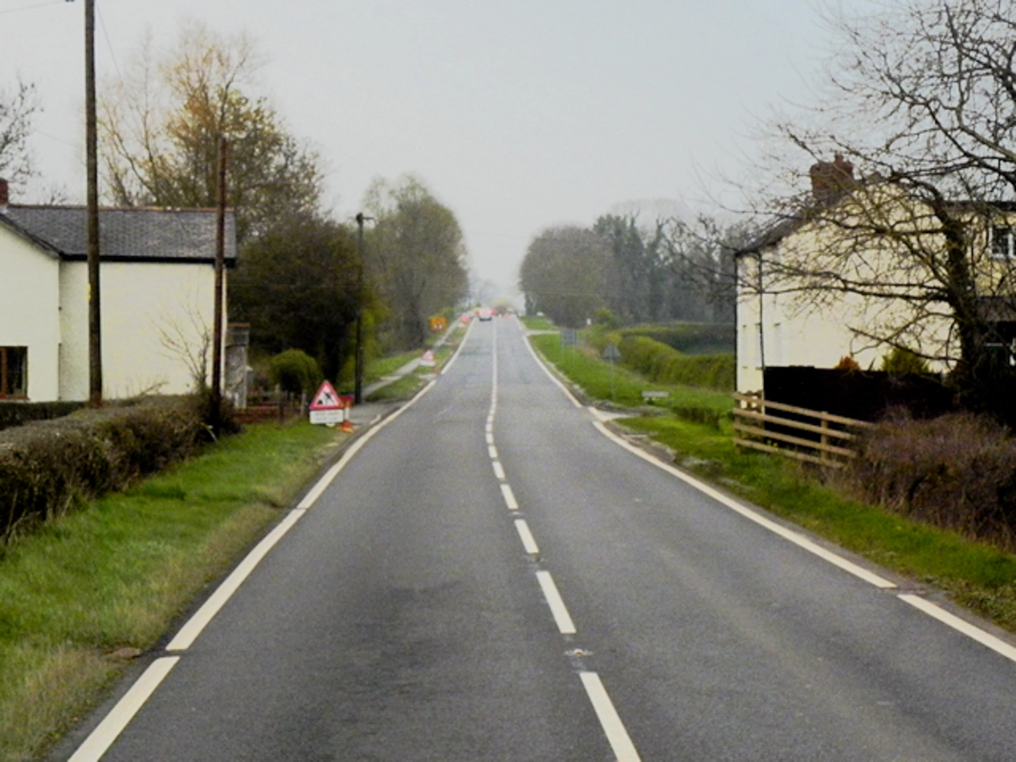 An image depicting the trail Montgomery Canal and River Severn near Welshpool and its surrounding area.
