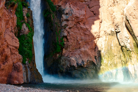 An image depicting the trail Granite Narrows Trail via Bill Hall Trail and its surrounding area.