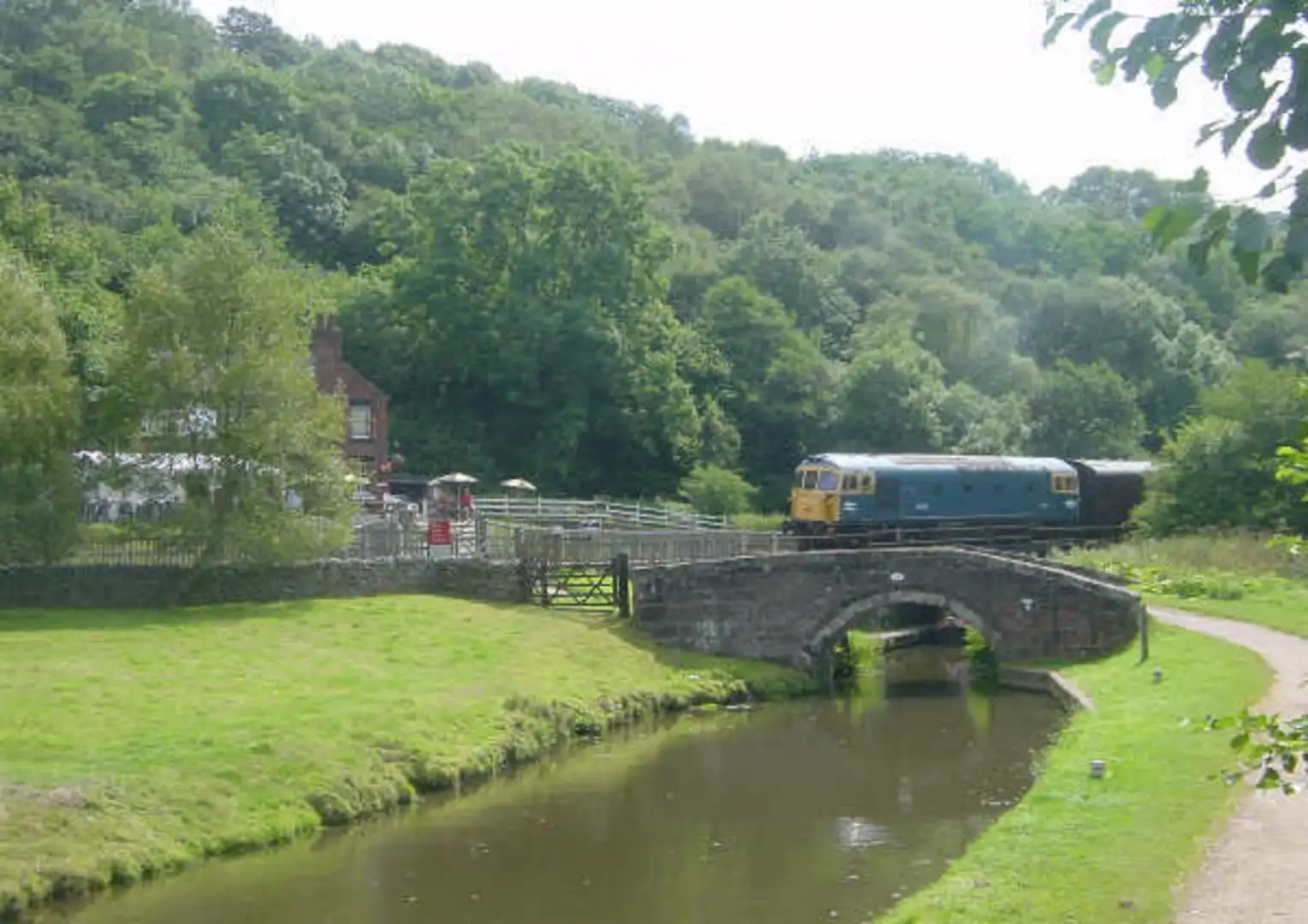 An image depicting the trail Churnet Valley Walk and its surrounding area.
