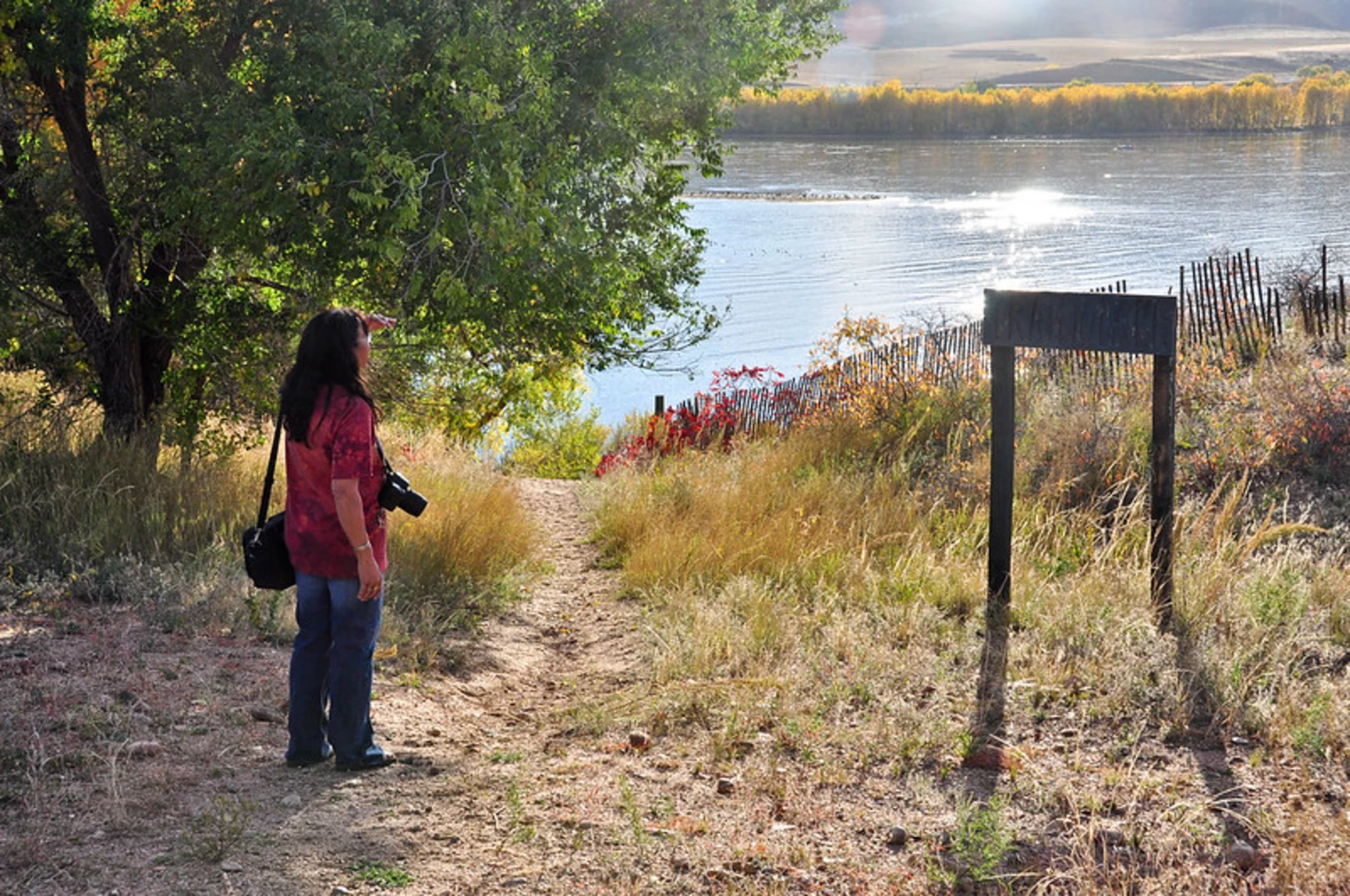 An image depicting the trail Platte Canyon Reservoir to Chatfield Reservoir and its surrounding area.