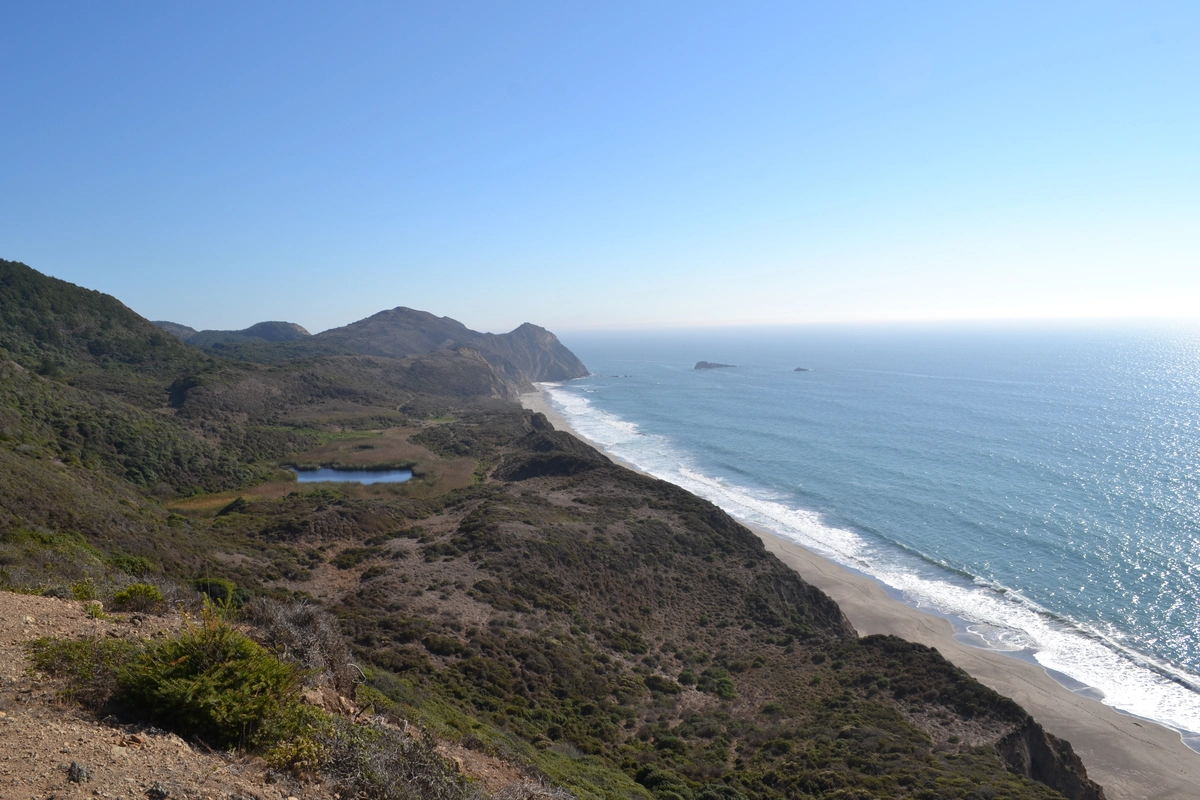 Laguna, Coast, Ocean Lake and Sky Loop Trail