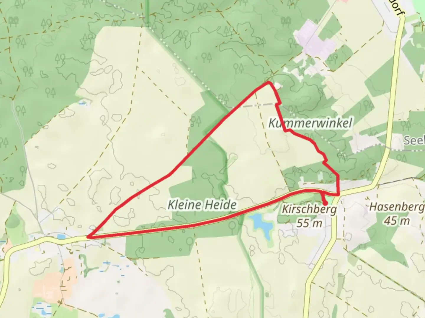 An image depicting the trail Kleine Heide Loop - Wulkow and its surrounding area.