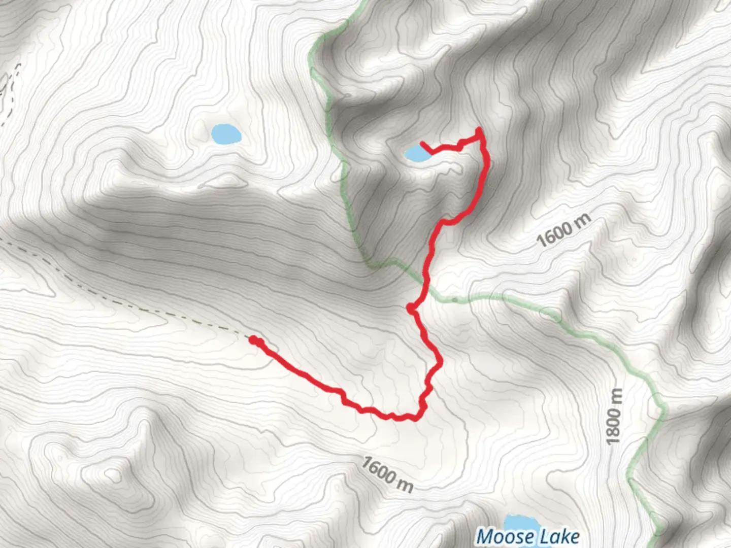 An image depicting the trail Lake Estelle and its surrounding area.