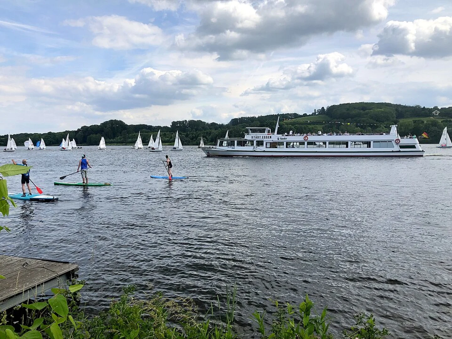 An image depicting the trail Ruhrtalblick via Baldney Steig and its surrounding area.