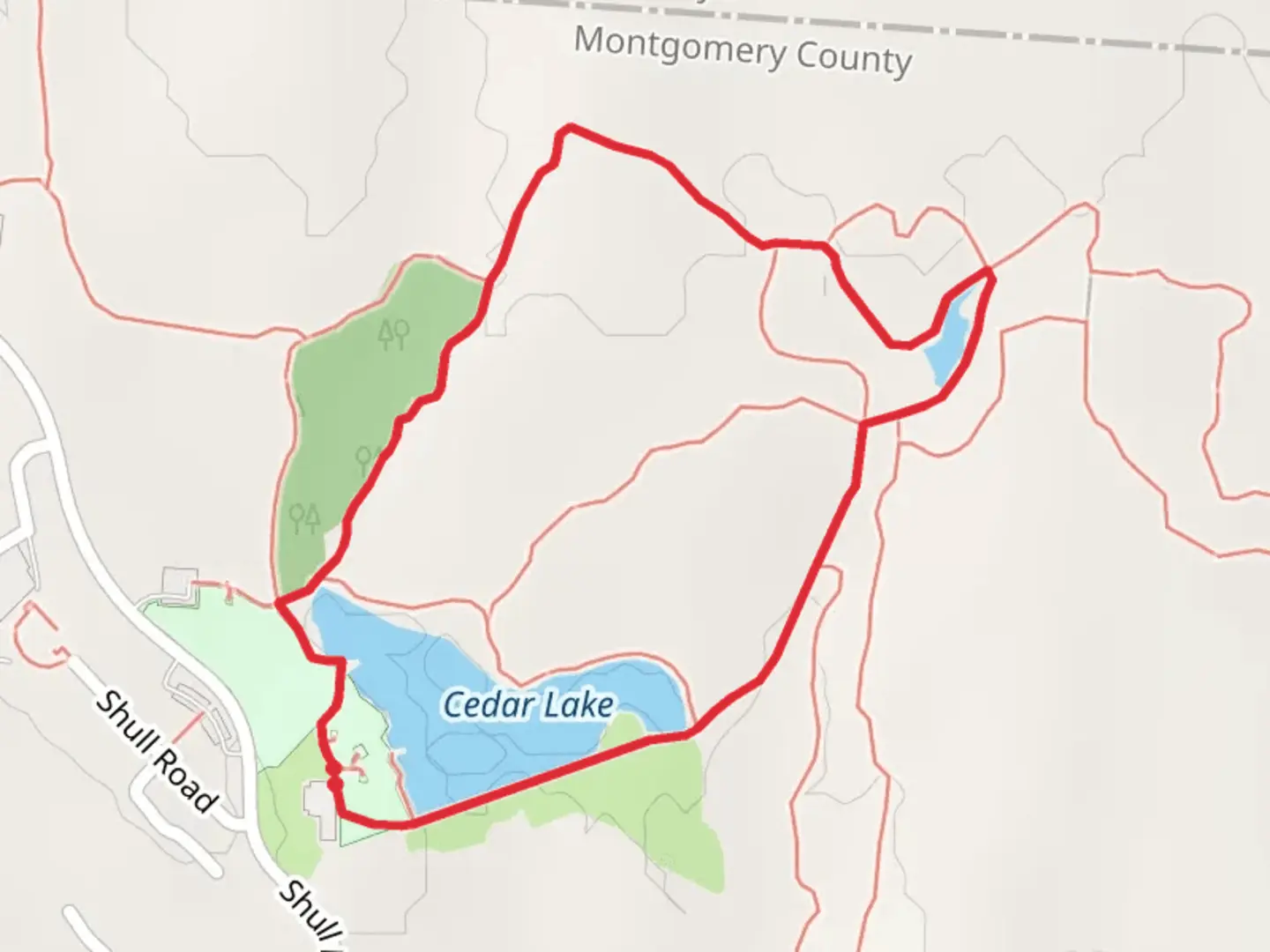 An image depicting the trail Cedar Lake Loop via Yellow and Orange Trails and its surrounding area.