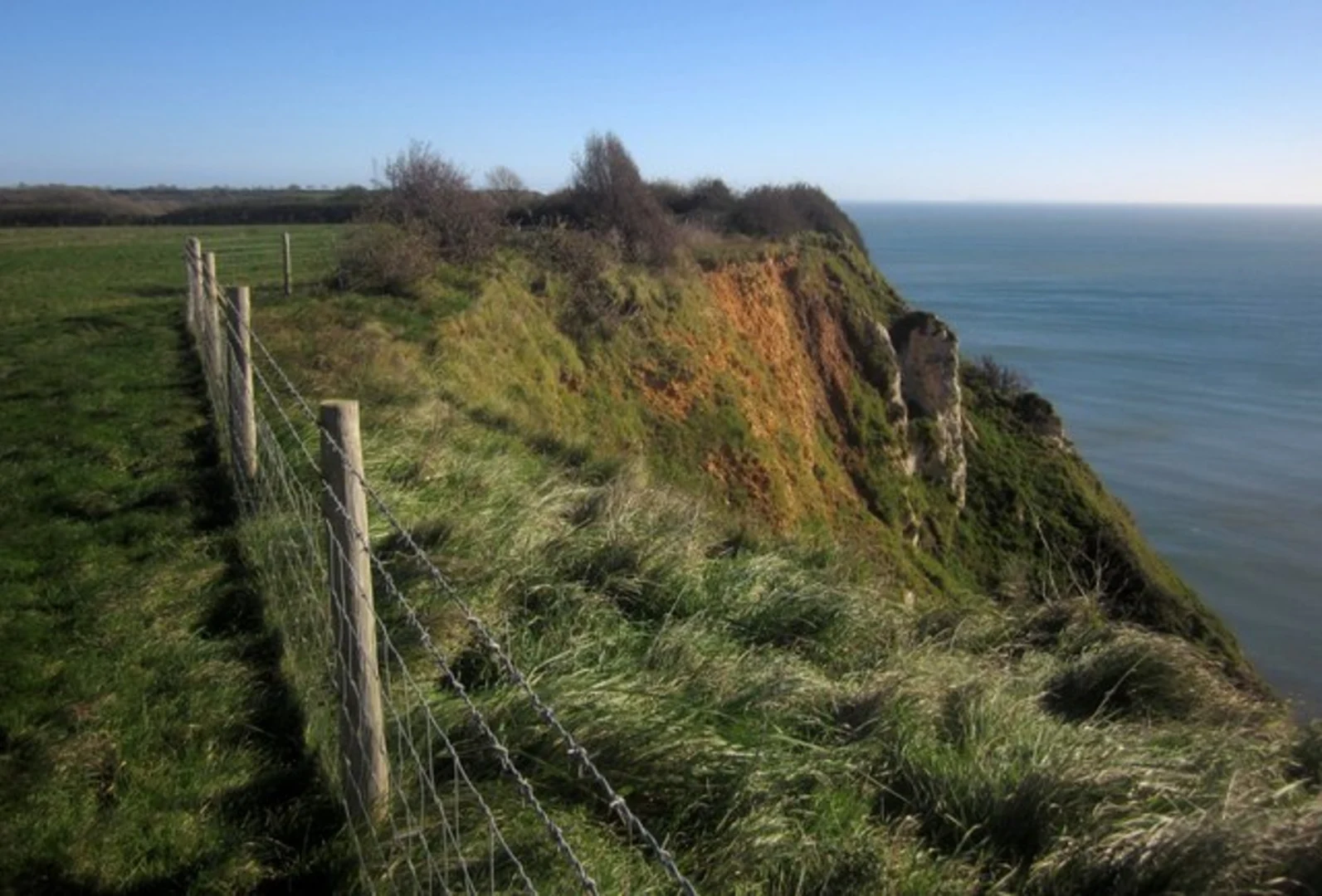 An image depicting the trail Sunscombe Coppce and Combe Wood Farm Loop and its surrounding area.