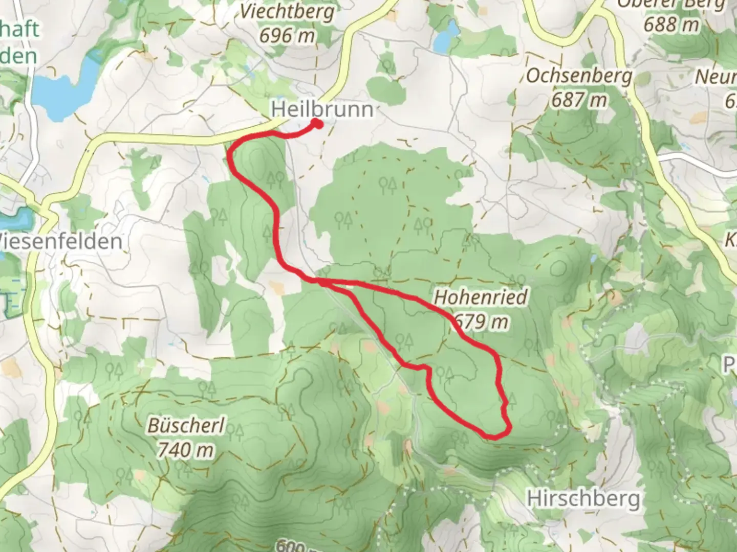 An image depicting the trail Rundwanderweg 4 and 6 and its surrounding area.