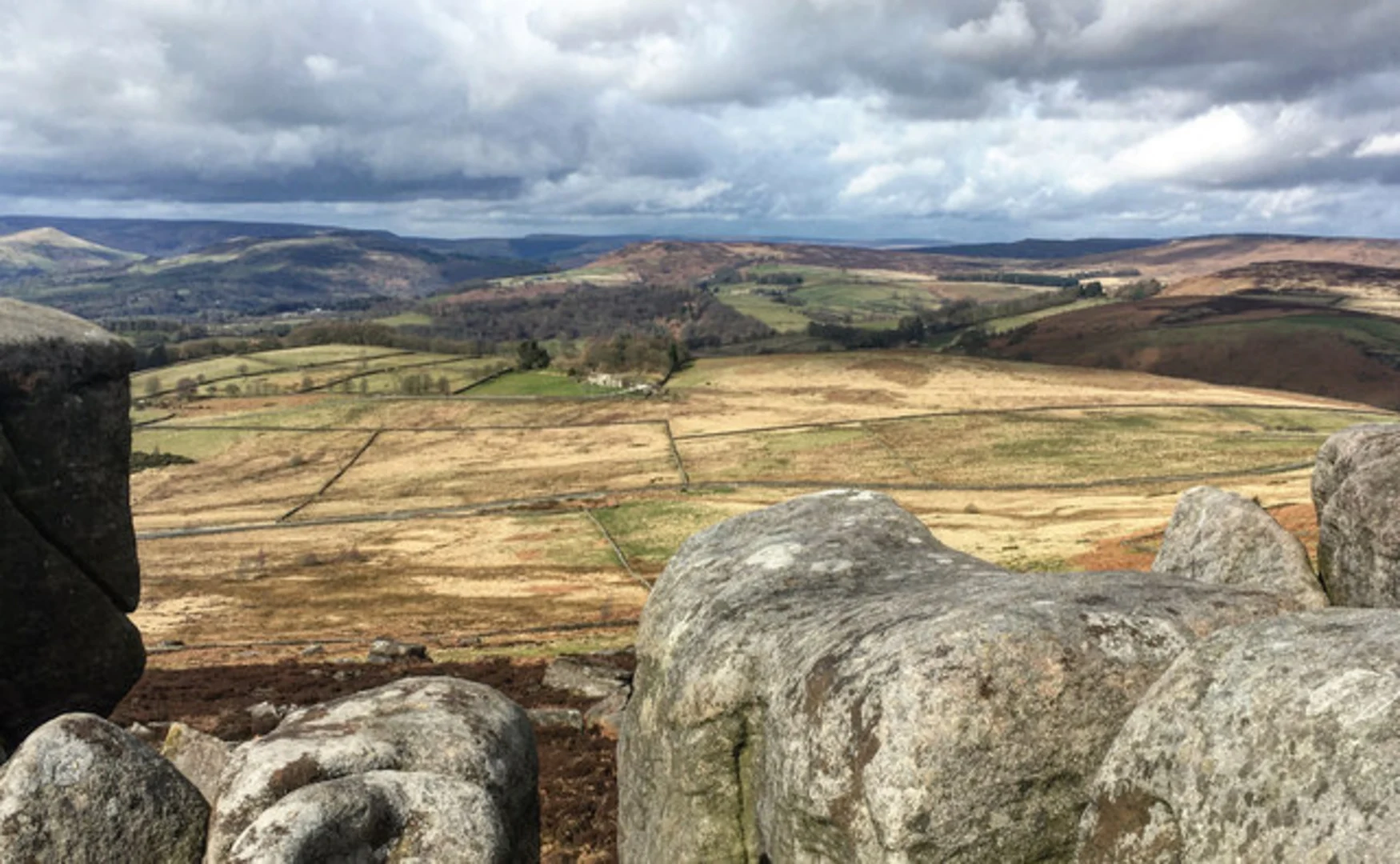 An image depicting the trail Over Owler Tor Loop and its surrounding area.