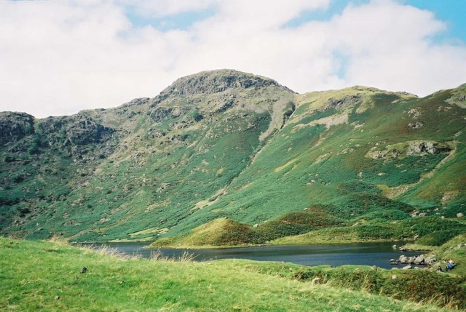 An image depicting the trail Easedale Tarn from Grasmere and its surrounding area.