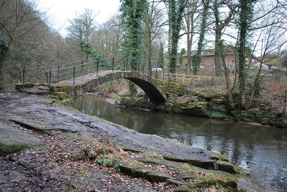 Mellor to Strines Loop Walk