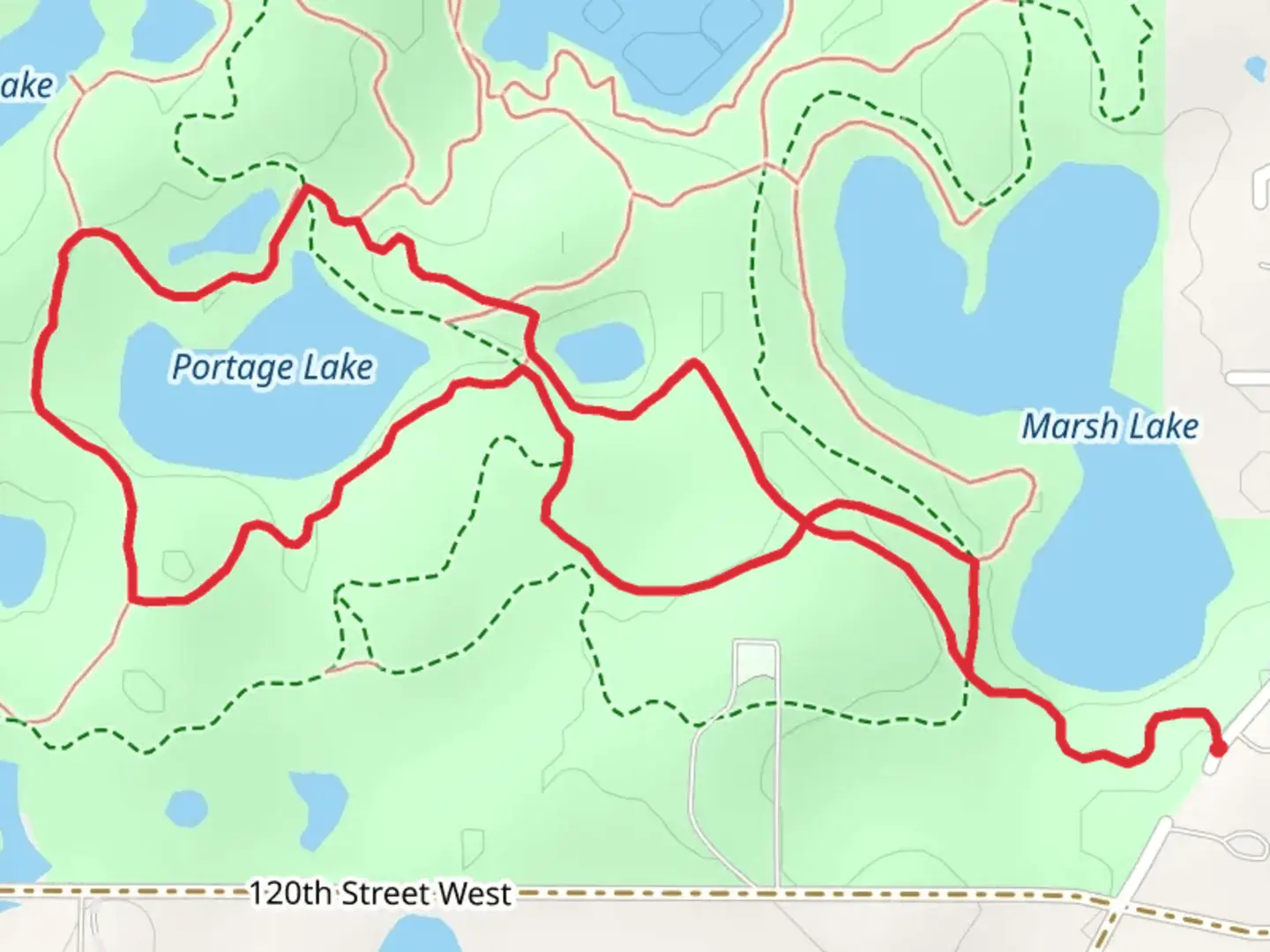An image depicting the trail Portage Lake via Voyageur Trek and its surrounding area.