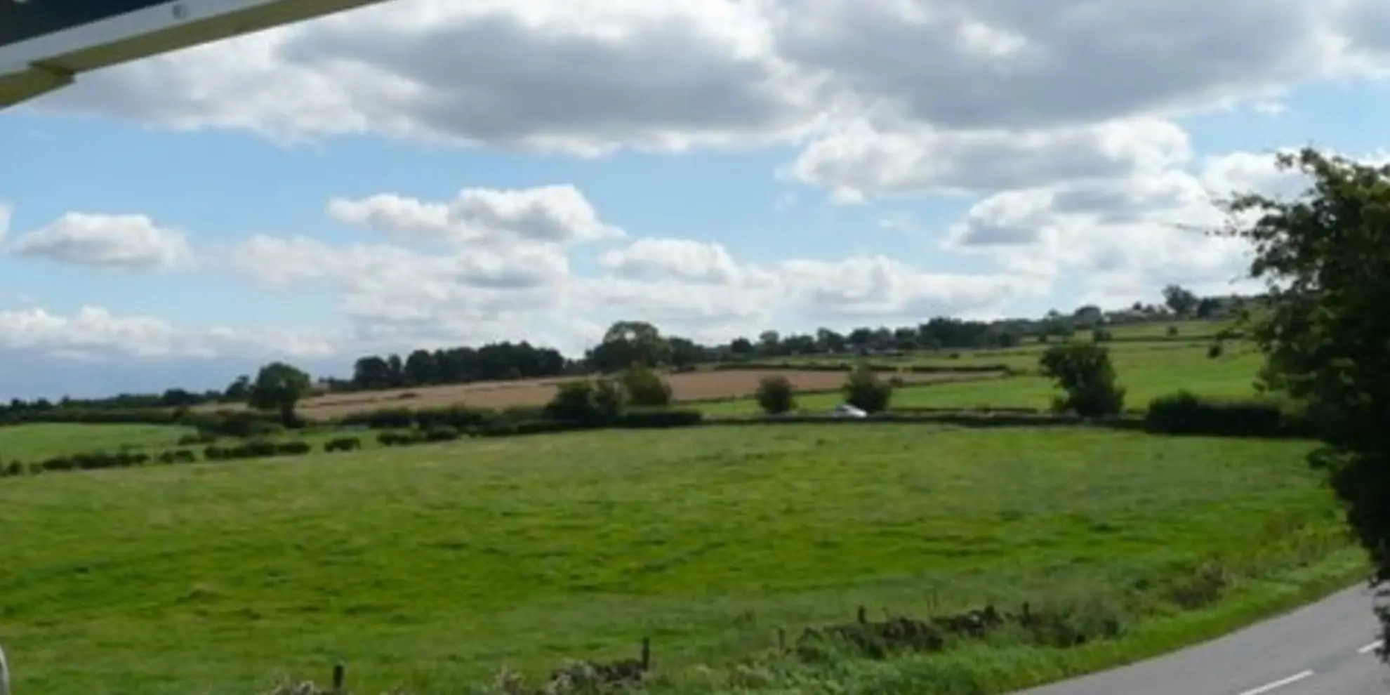An image depicting the trail Penistone Boundary Walk and its surrounding area.