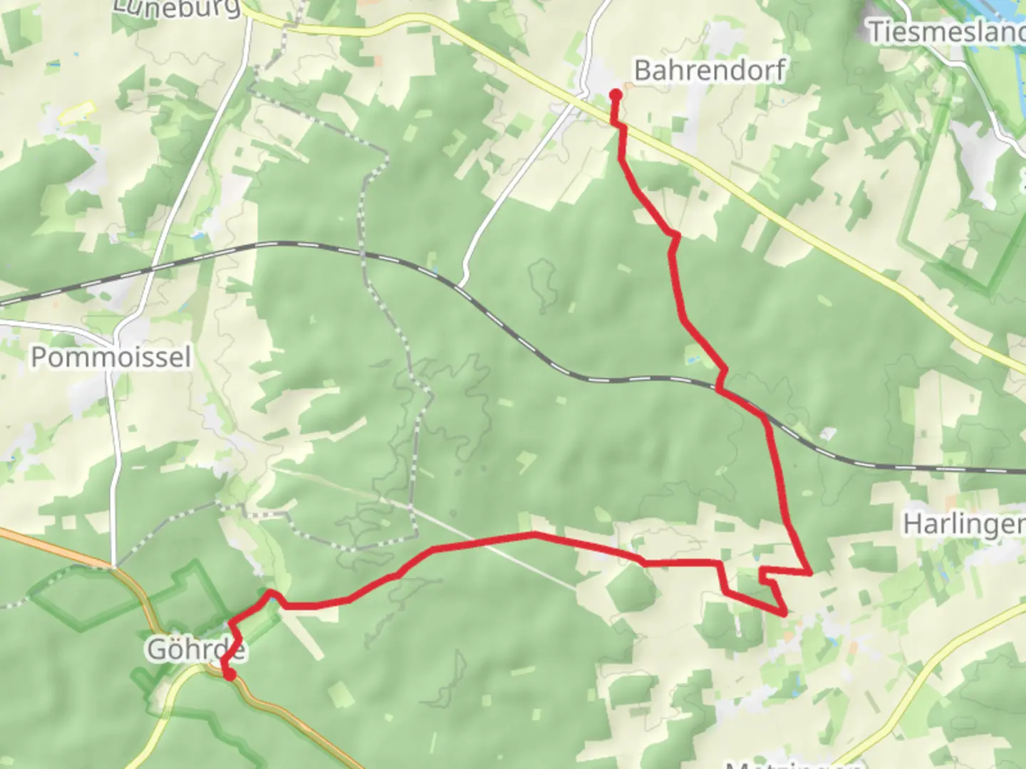 An image depicting the trail Wietzetze to Göhrde via Drawehn-Hoehenweg and its surrounding area.