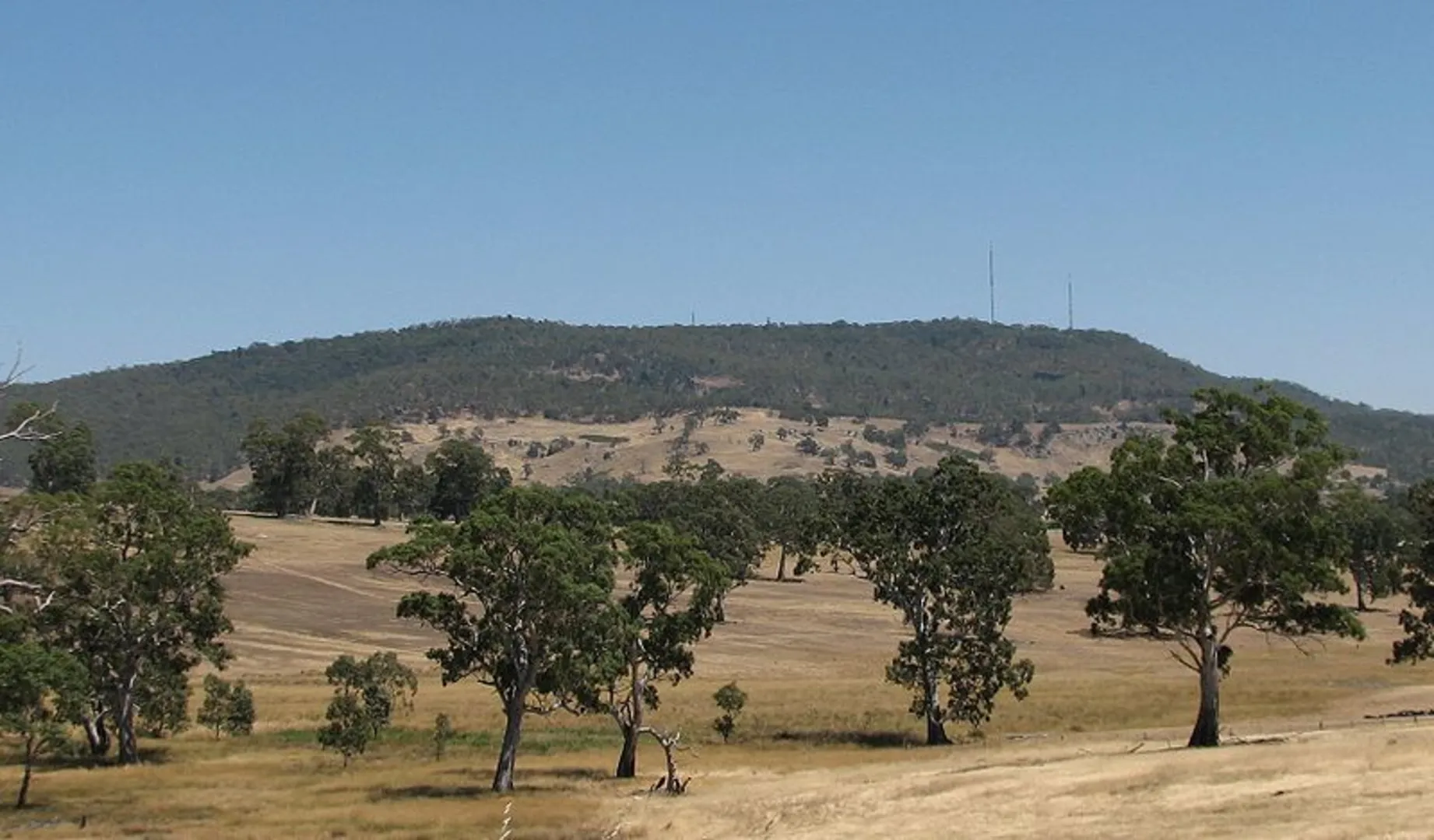 An image depicting the trail Goldfields Track and its surrounding area.