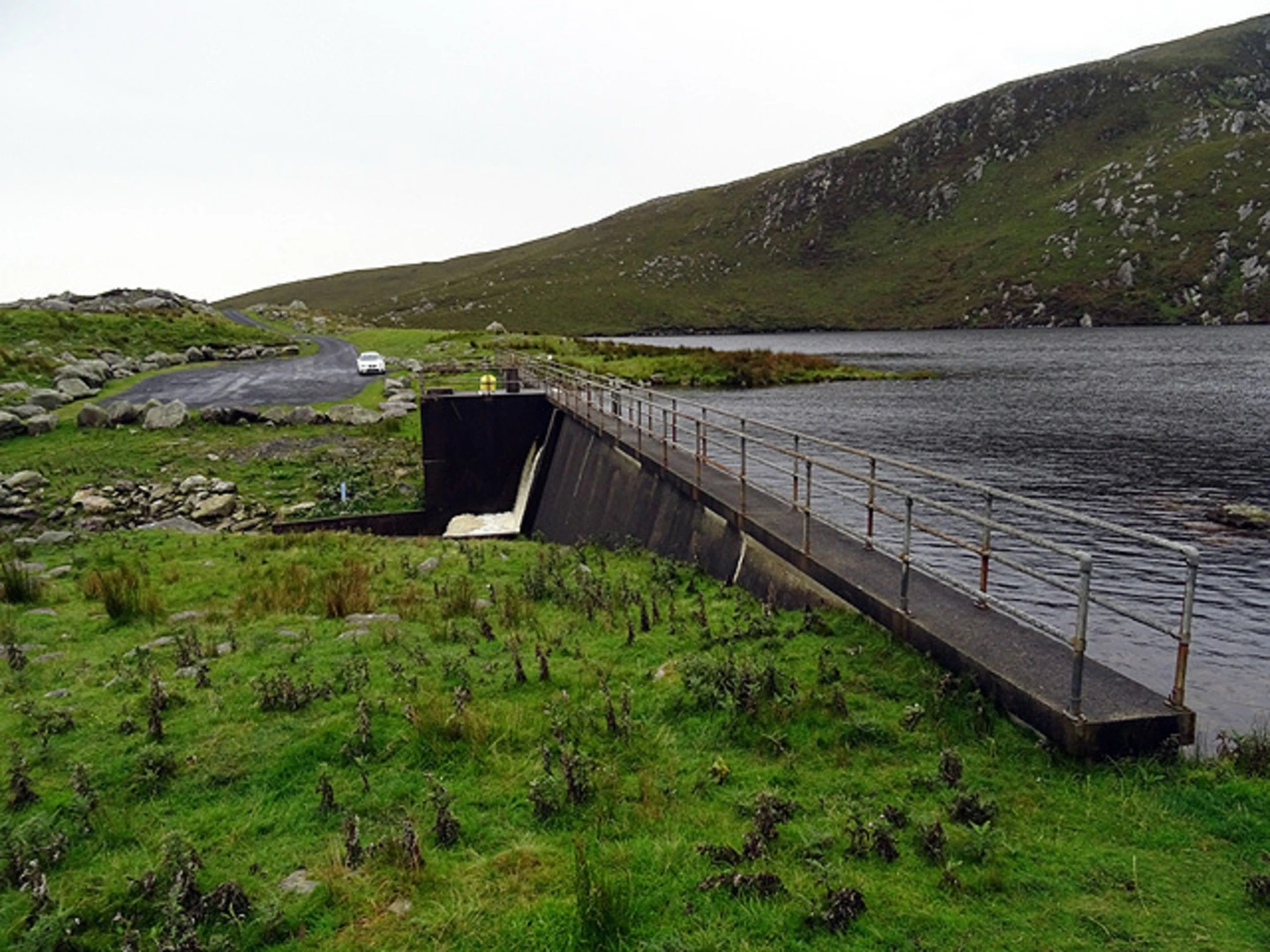 An image depicting the trail Croaghaun from Lough Acorrymore and its surrounding area.
