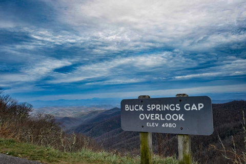 An image depicting the trail Pilot Rock Trail and its surrounding area.