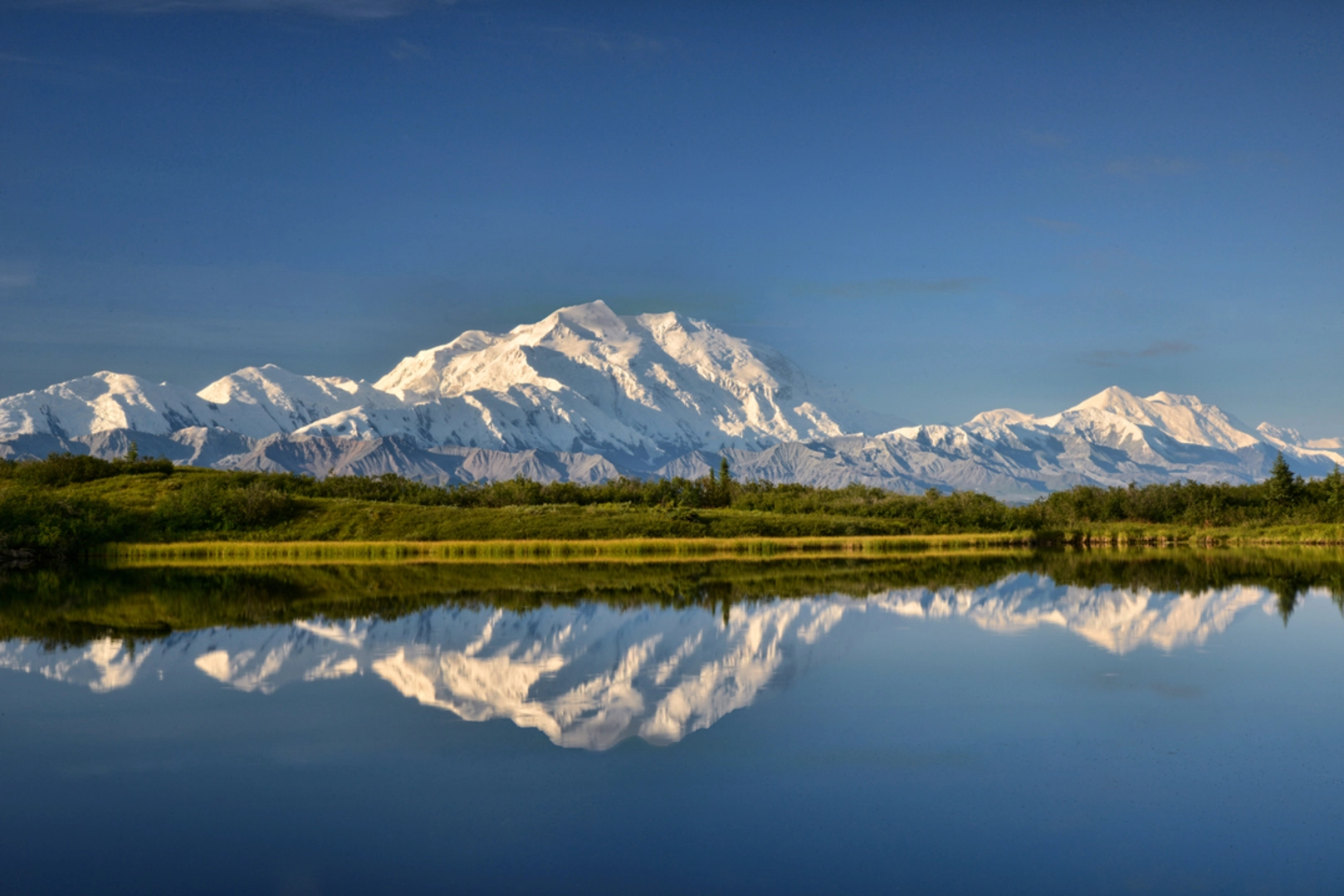 An image depicting the trail McKinley River Bar Trail and its surrounding area.