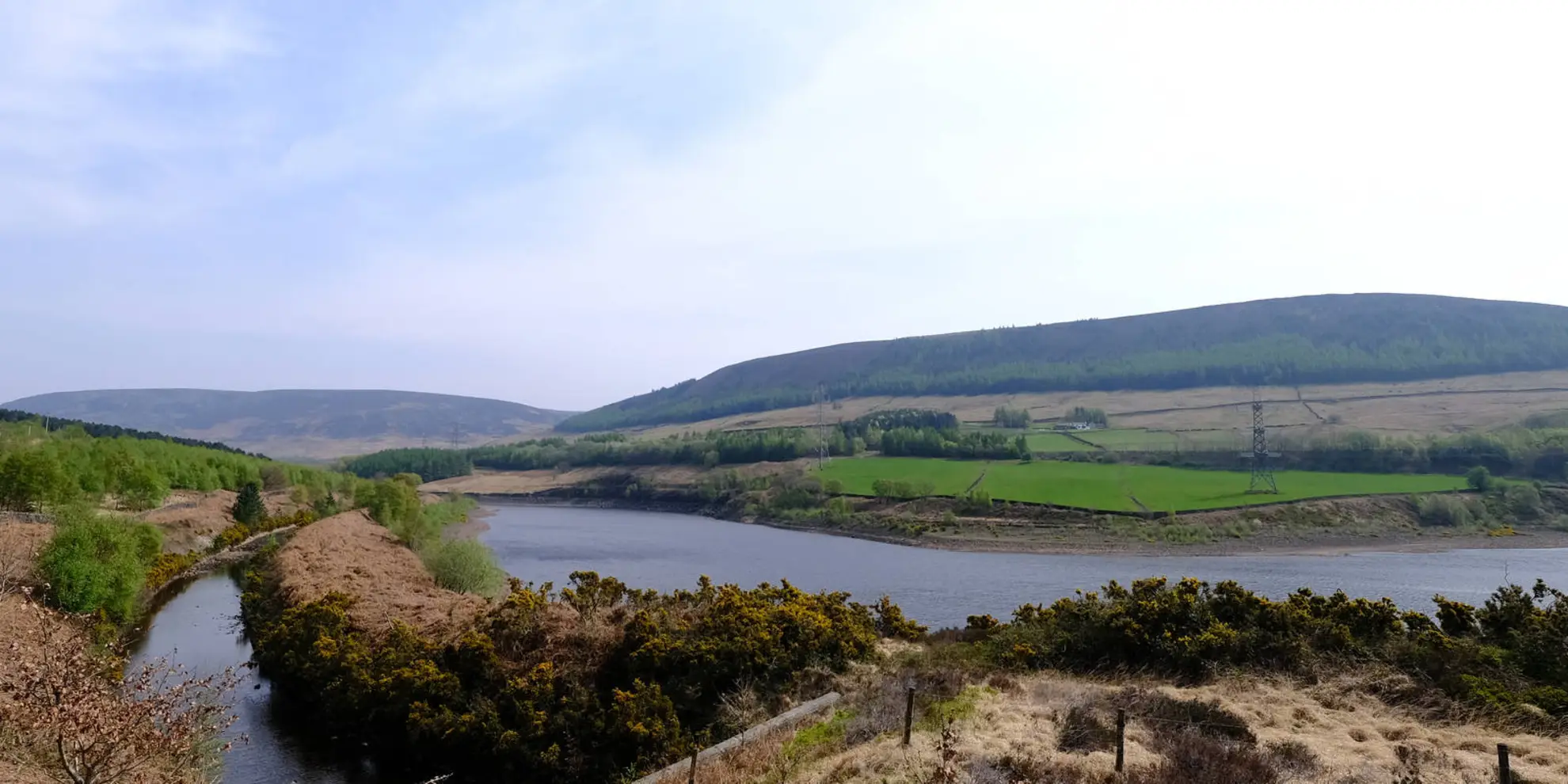 An image depicting the trail Bleaklow Head from Longdendale and its surrounding area.
