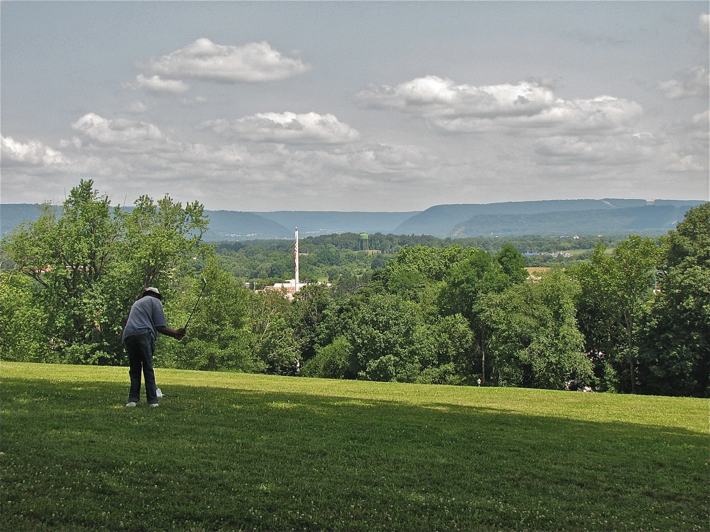 An image depicting the trail Devil's Race Course Loop Trail from Clarks Valley Road and its surrounding area.