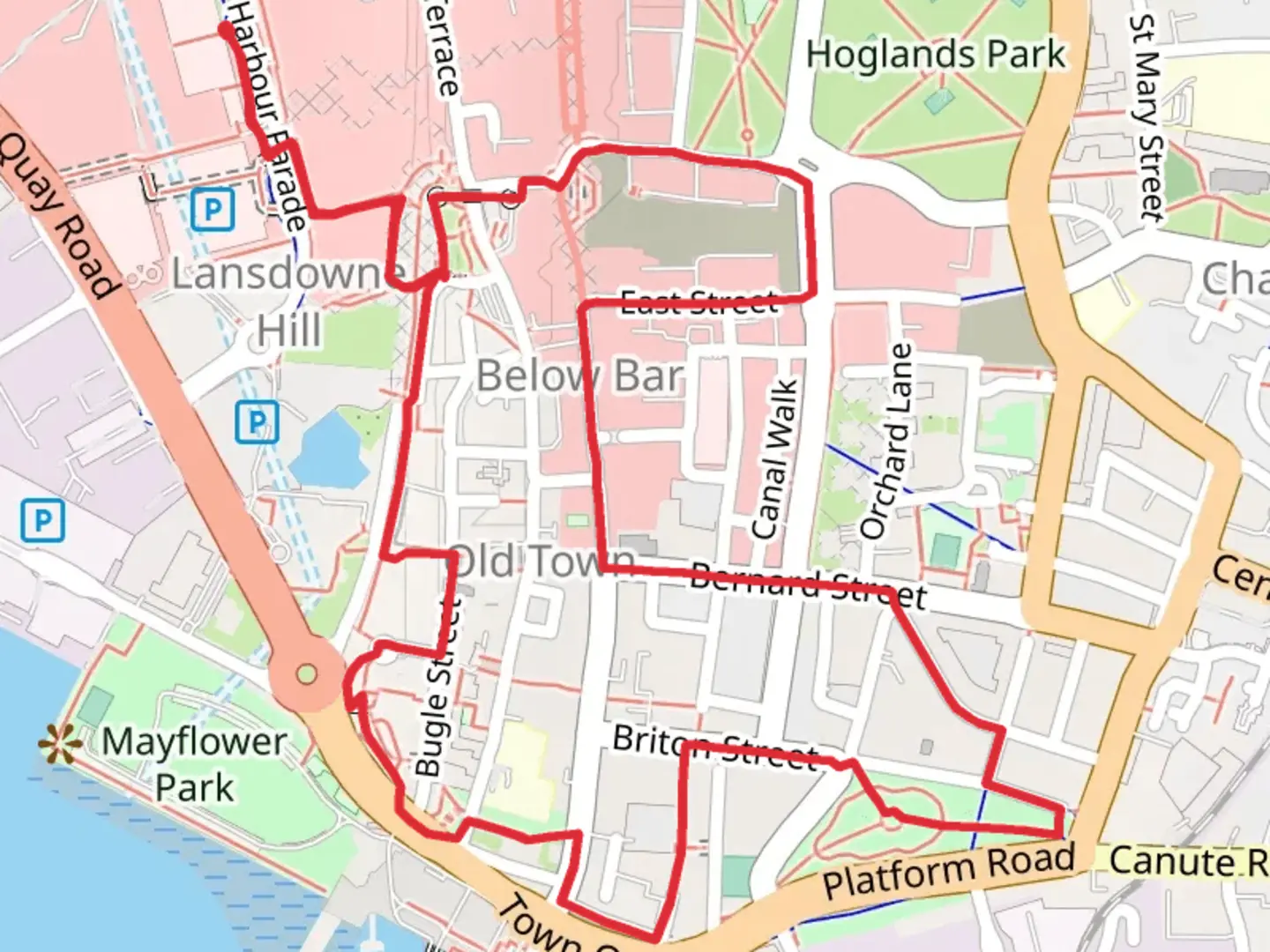 An image depicting the trail Queen's Park Loop and its surrounding area.