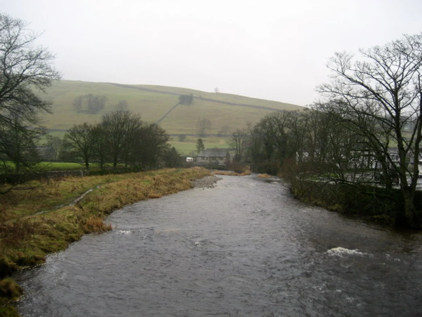 An image depicting the trail Kettlewell to Starbotton Walk and its surrounding area.