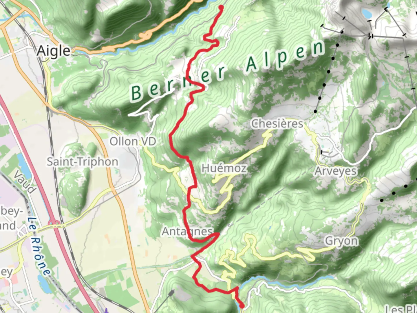 An image depicting the trail Sentier du Sel and its surrounding area.