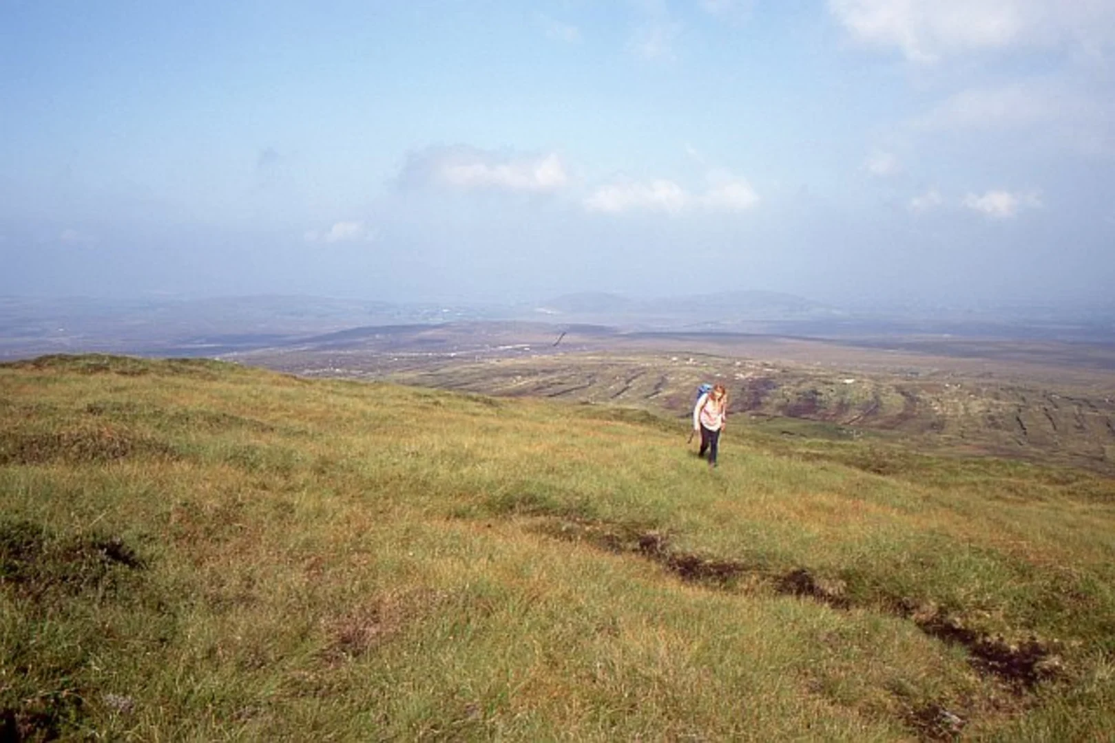 An image depicting the trail Slieve Snaght and Slieve Main Walk and its surrounding area.
