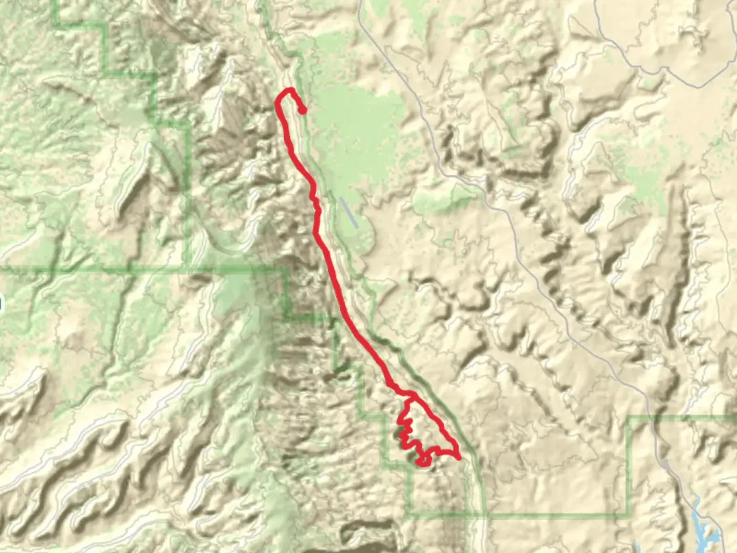An image depicting the trail Halls Creek Loop and its surrounding area.