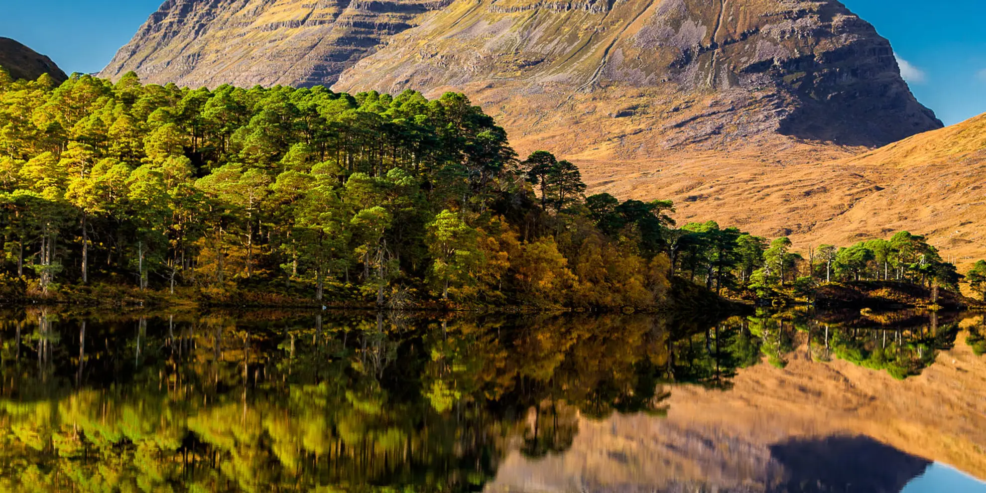 An image depicting the trail Liathach Loop - Torridon Hills and its surrounding area.