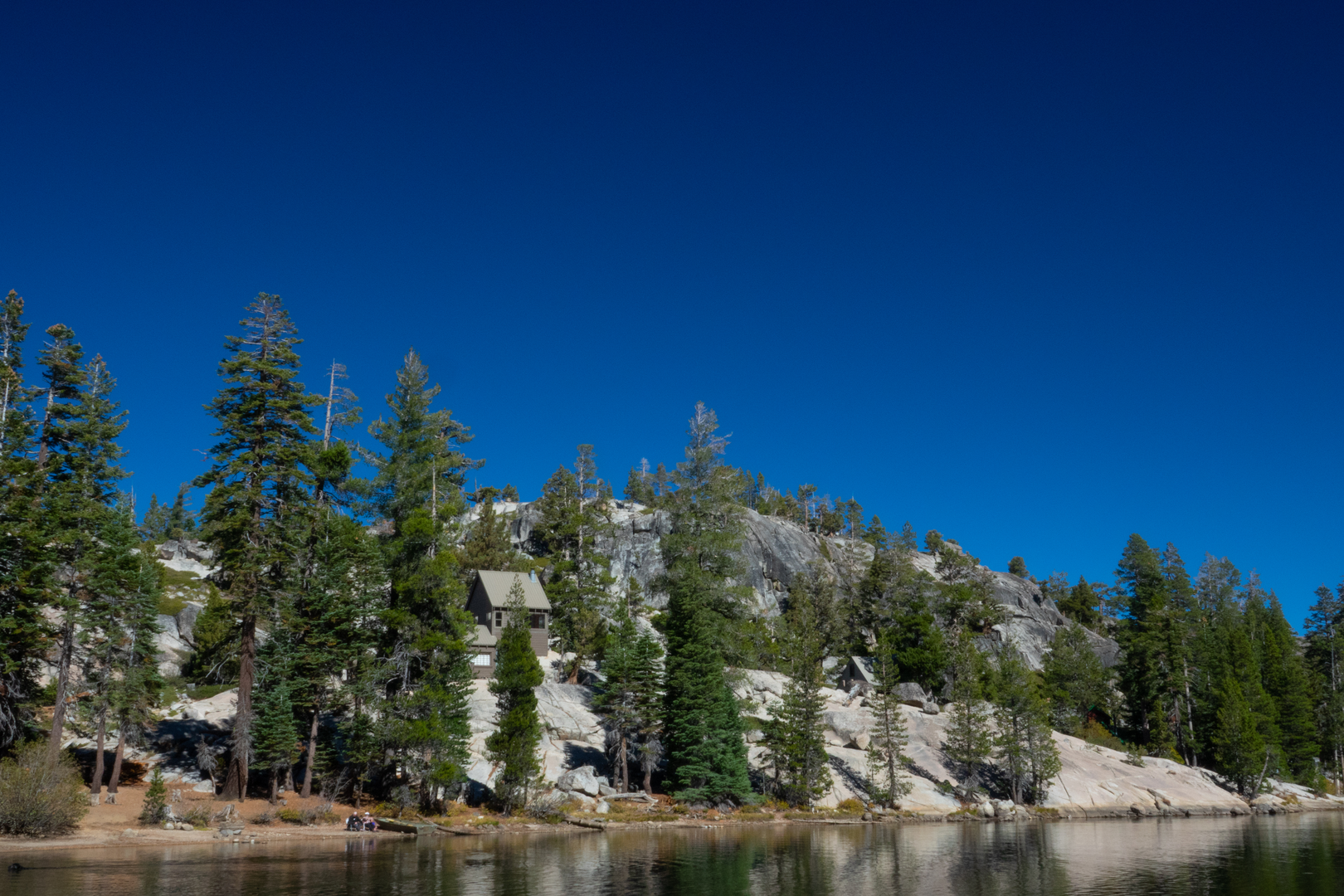 An image depicting the trail Kirkwood Lake Loop and its surrounding area.