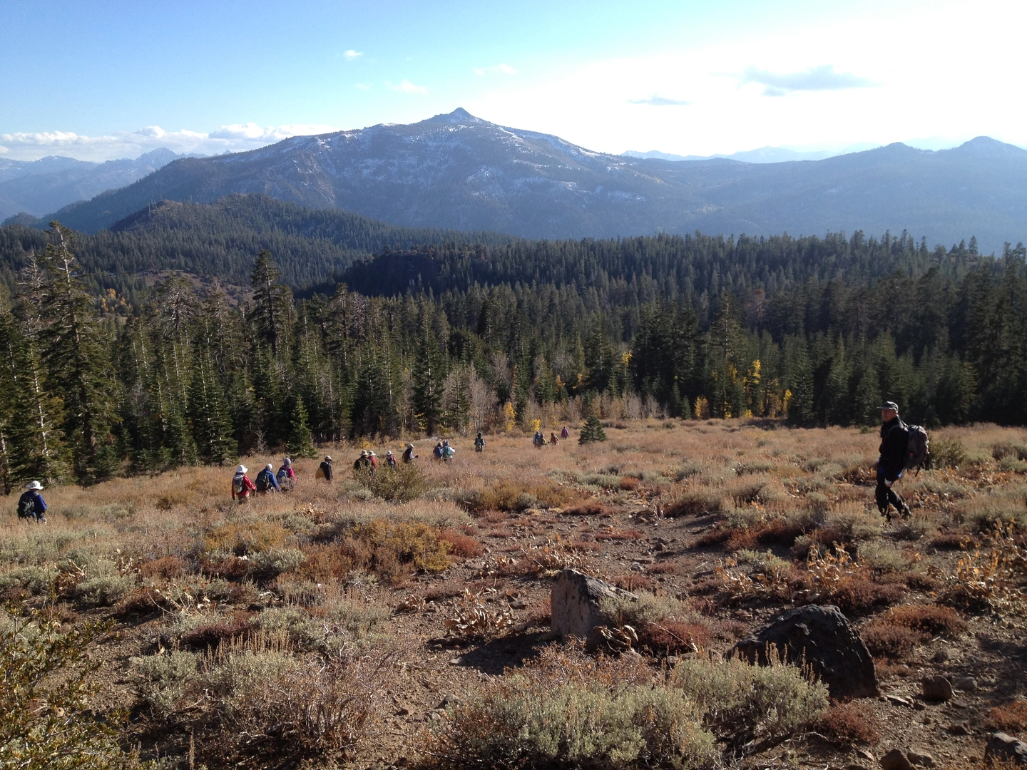 An image depicting the trail Horsethief Peak via East Horsethief Trail and its surrounding area.
