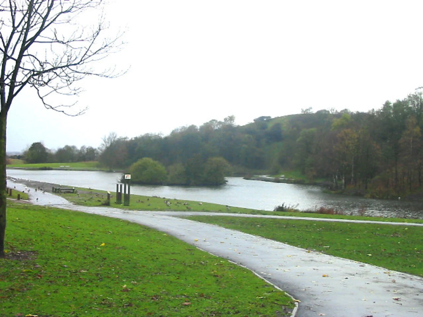 An image depicting the trail Hanley and Stoke on Trent Circular Walk and its surrounding area.