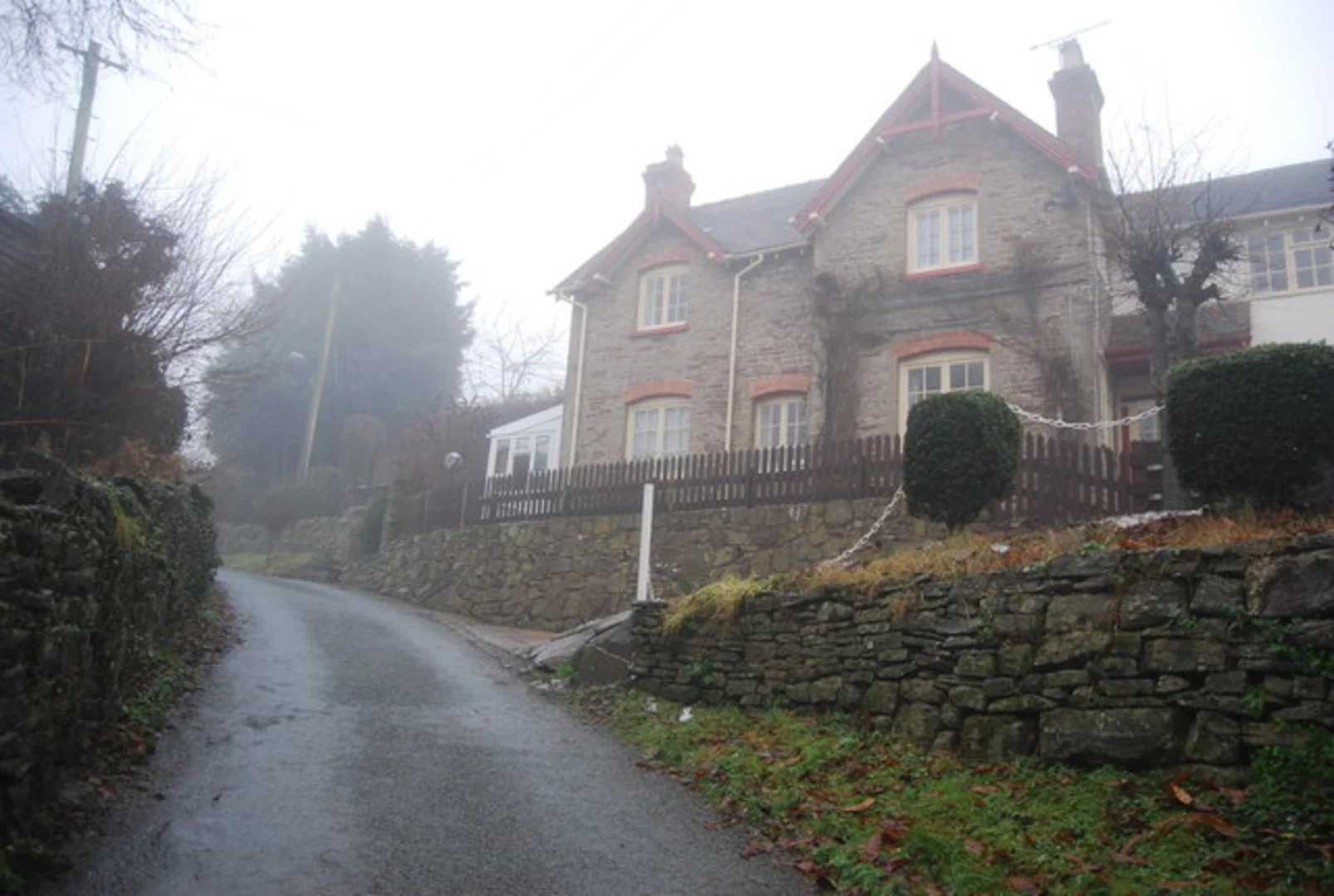 An image depicting the trail Cleobury Mortimer to Ron Hill Loop and its surrounding area.